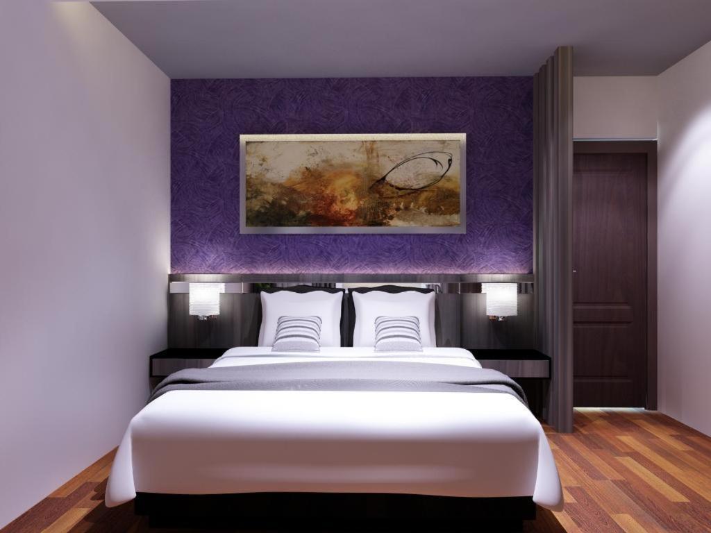 Neotel Hotel City Centre Tanjung Redep Zewnętrze zdjęcie
