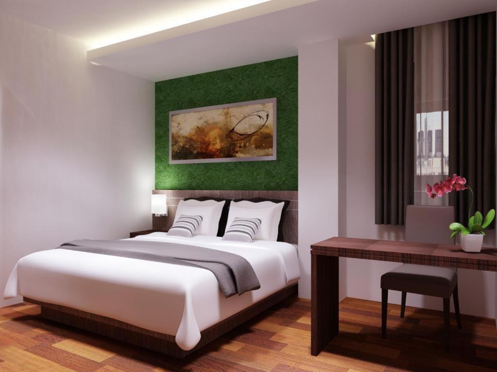 Neotel Hotel City Centre Tanjung Redep Zewnętrze zdjęcie