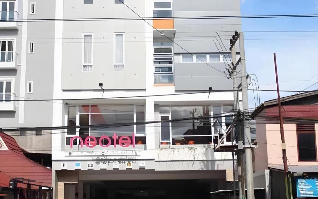 Neotel Hotel City Centre Tanjung Redep Zewnętrze zdjęcie