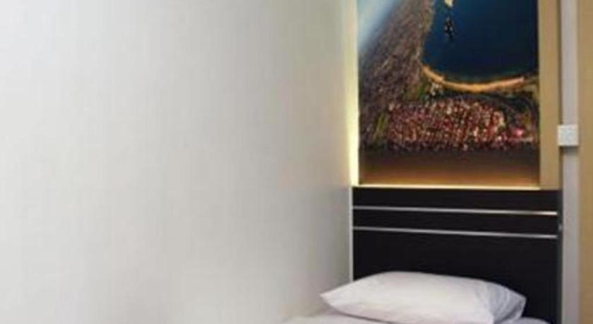Neotel Hotel City Centre Tanjung Redep Zewnętrze zdjęcie