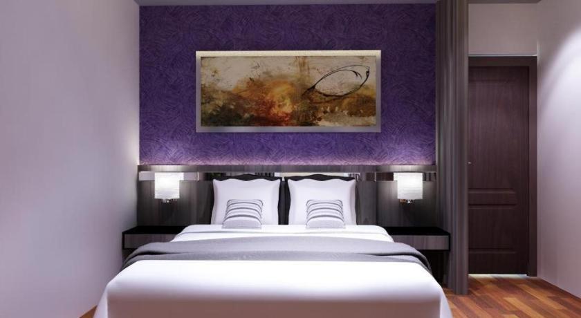 Neotel Hotel City Centre Tanjung Redep Zewnętrze zdjęcie