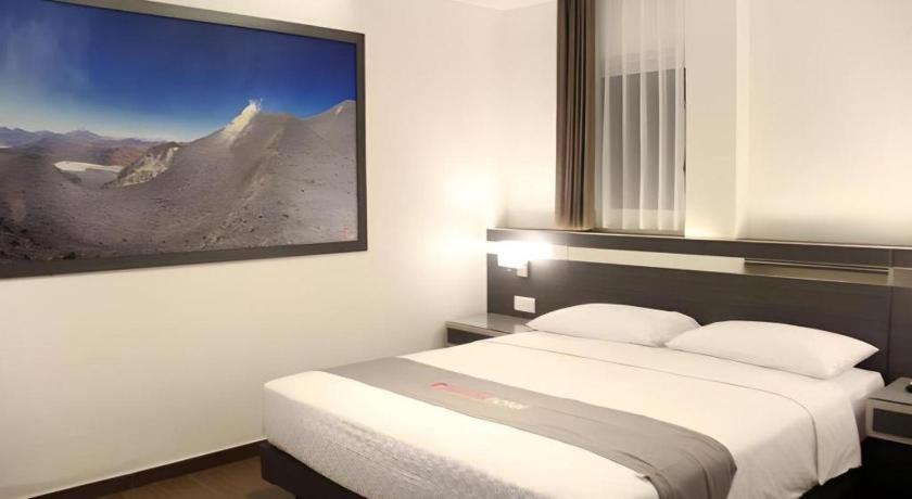 Neotel Hotel City Centre Tanjung Redep Zewnętrze zdjęcie
