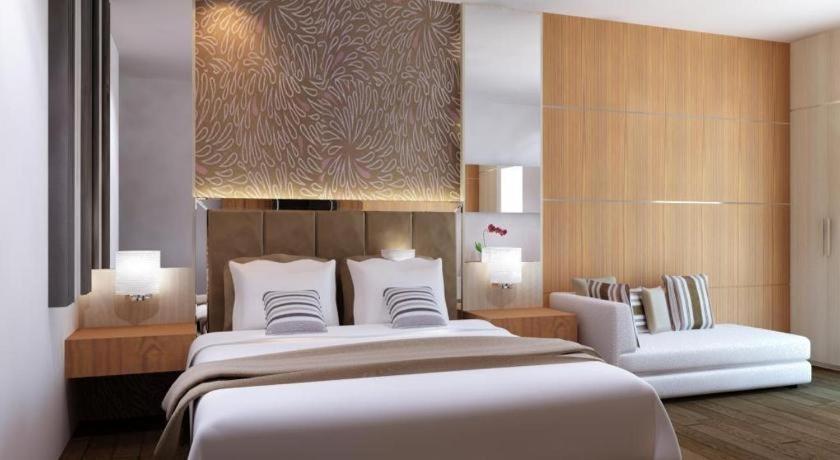 Neotel Hotel City Centre Tanjung Redep Zewnętrze zdjęcie
