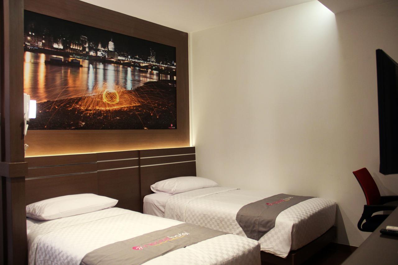 Neotel Hotel City Centre Tanjung Redep Zewnętrze zdjęcie