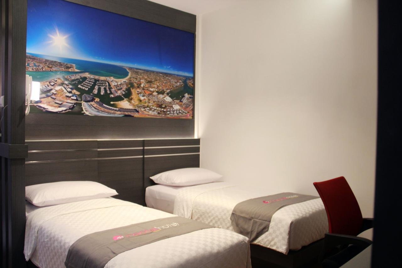 Neotel Hotel City Centre Tanjung Redep Zewnętrze zdjęcie